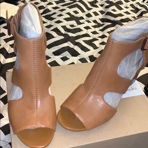 Perfect for the business casual dress code!